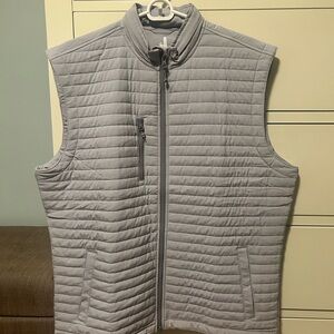 johnnie-O Light Gray Quilted Vest - Size L new without tags